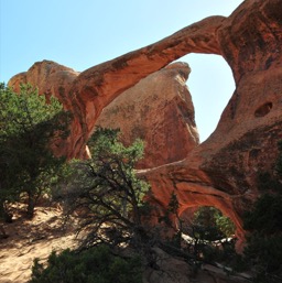 Double-O Arch/
		    