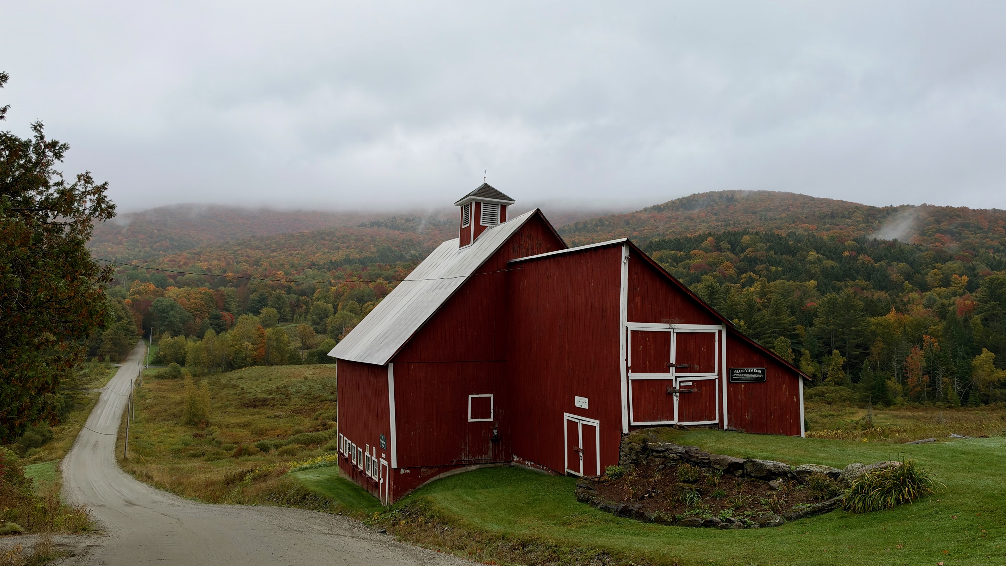 Obligatory barn/3019 Stowe Hollow Rd, Stowe, VT 05672, USA
