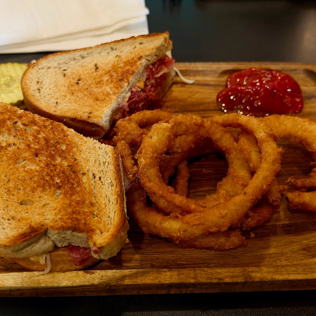 Lunch @ Carriage House in Orleans, VT/
		    27 Water St, Orleans, VT 05860, USA