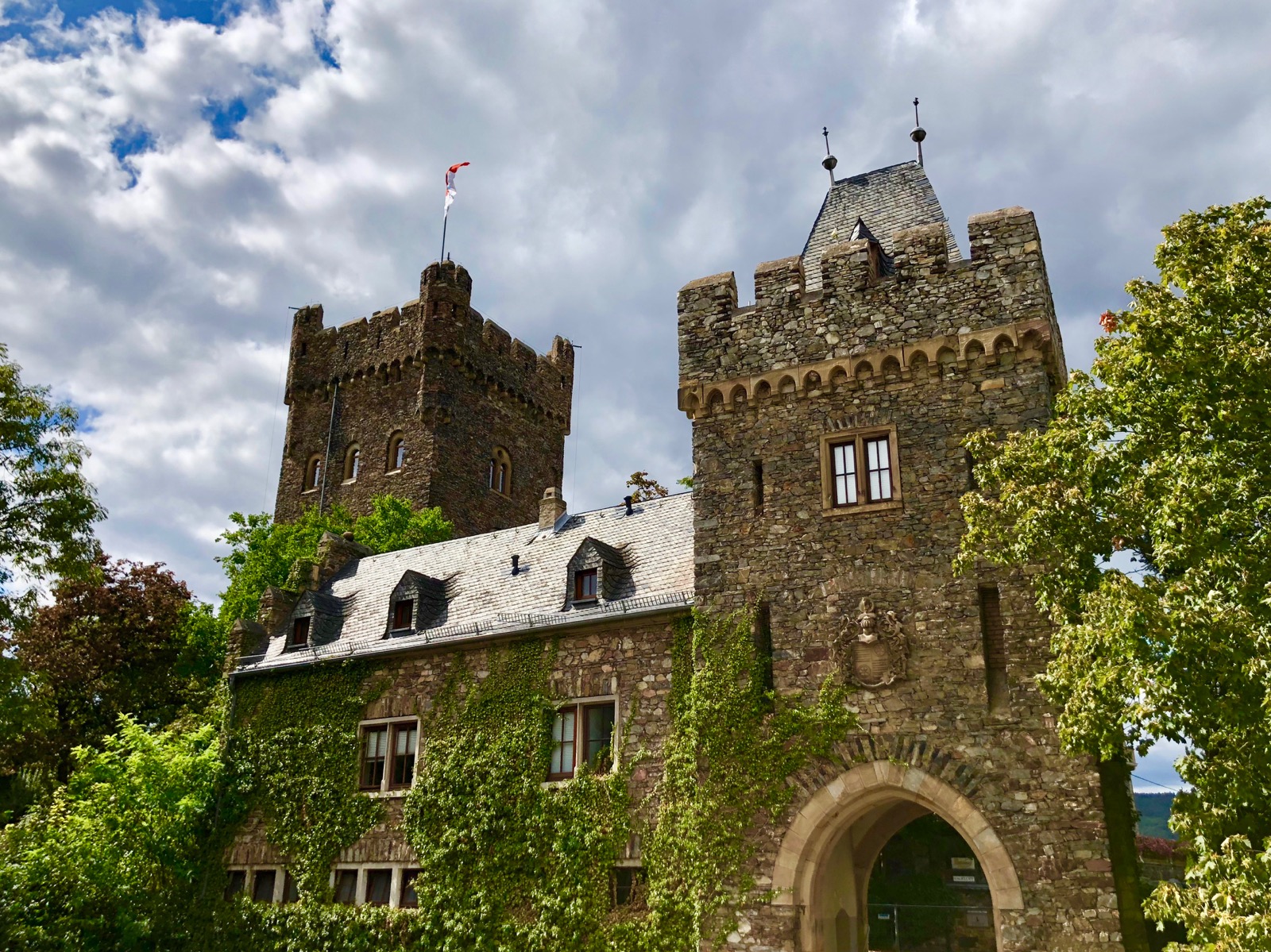 Burg Reichenstein, somewhere by the Rhine river/