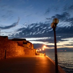 Last night in Croatia: walking along Poreč' city wall/
		    