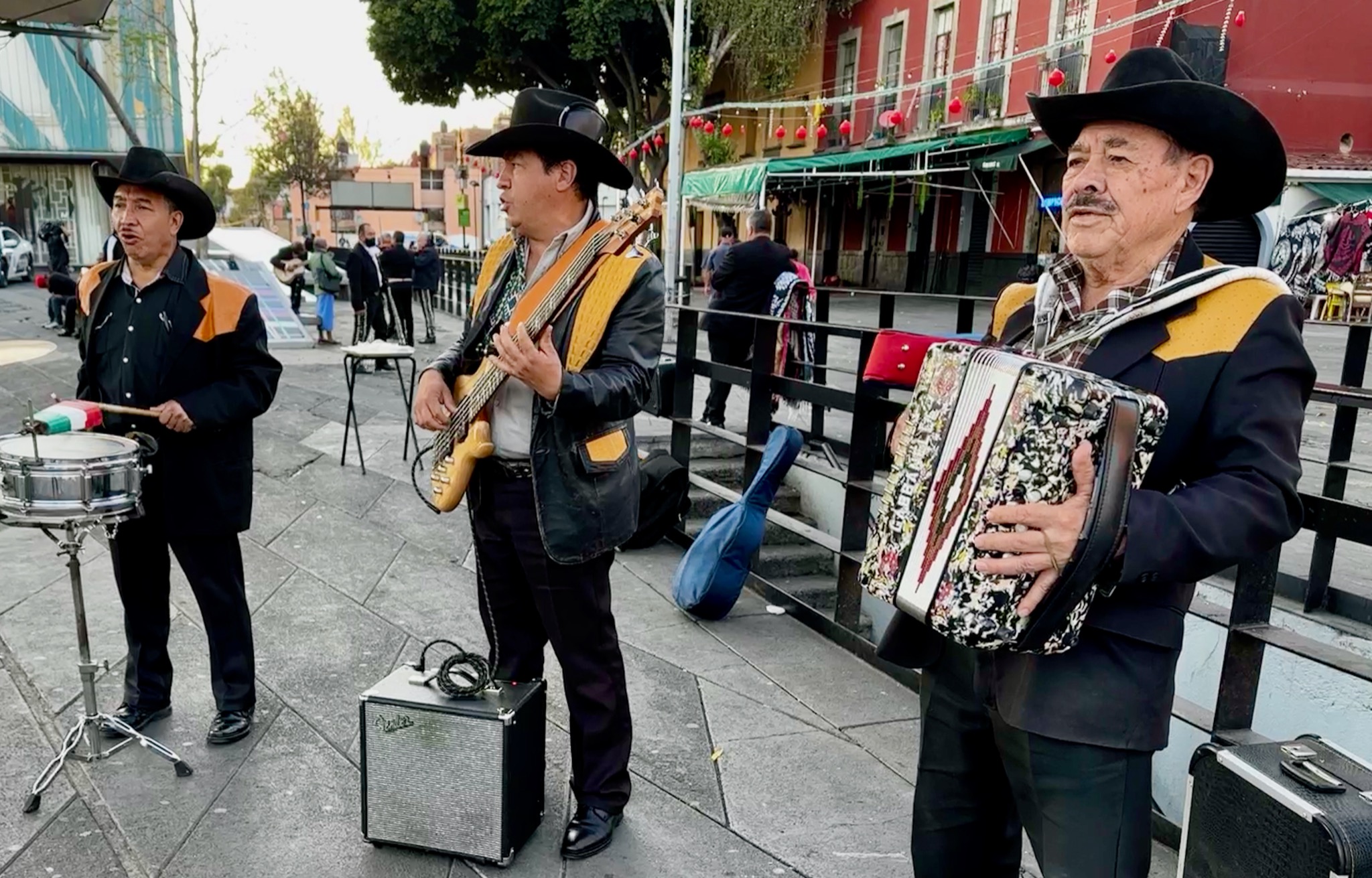 Mariachi bands in Plaza Garibaldi playing for those who pay/