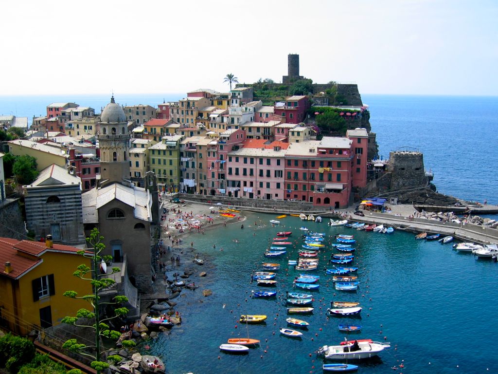 Vernazza from the trail towards Monterosso/