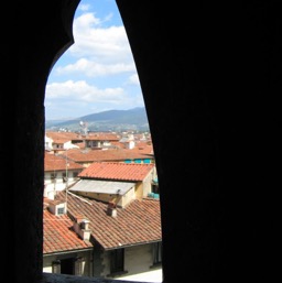 Florence thru the hole/
		    