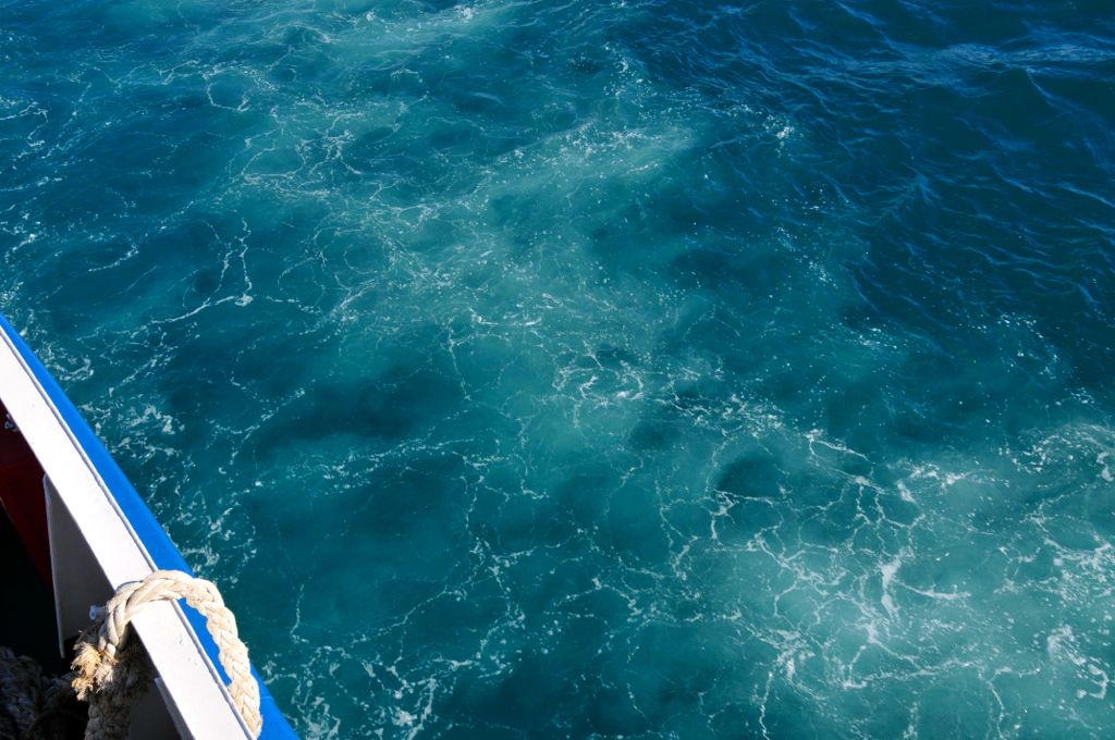 Looking into the sea is like looking into a swimming pool/