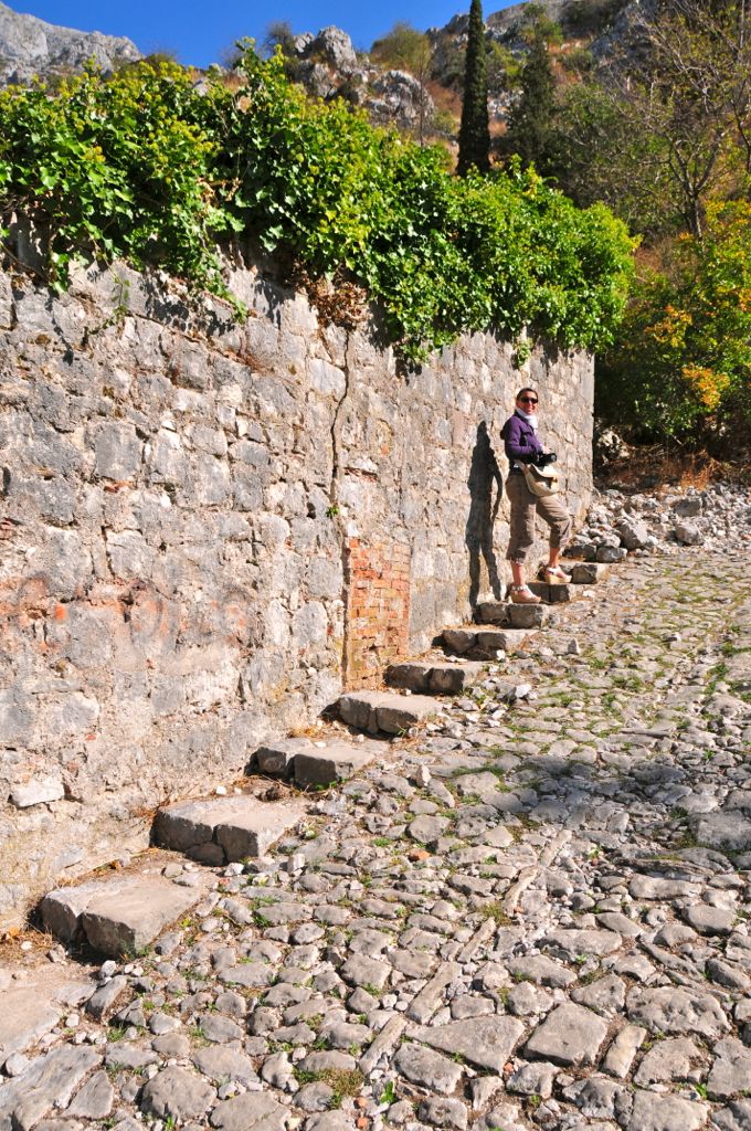 The start of the 1900 steps up to the top of the mountain/
