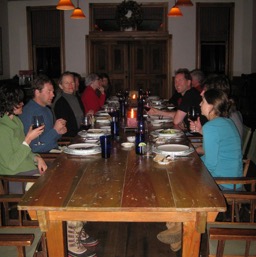Dinner with the rest of the guests/
		    