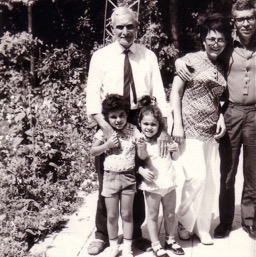 Grand Pa, Fara, Dad, Koohy & Assana/
		    