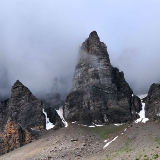 Hike to Consolation Lake/
		    