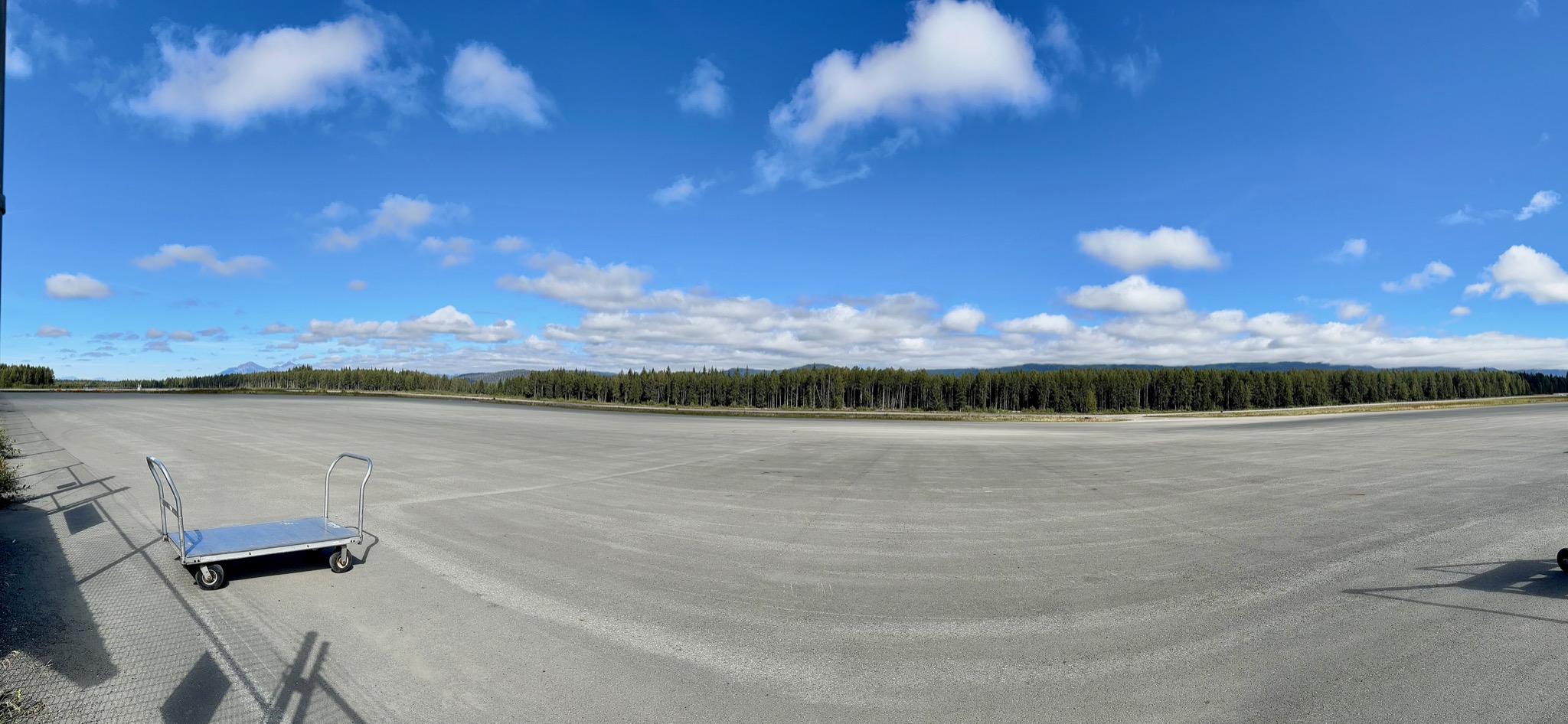 Greater Gustavus Metropolitan Airport/Gustavus NDB GAV 219, Gustavus Rd, Gustavus, AK 99826, USA