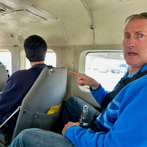 Piddly puddle-jumper plane @ Juneau International Airport/
		    1899 Alex Holden Way, Juneau, AK 99801, USA