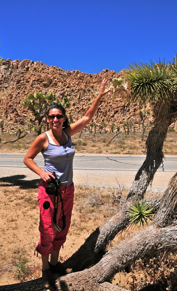 Assana can't help but touch!/