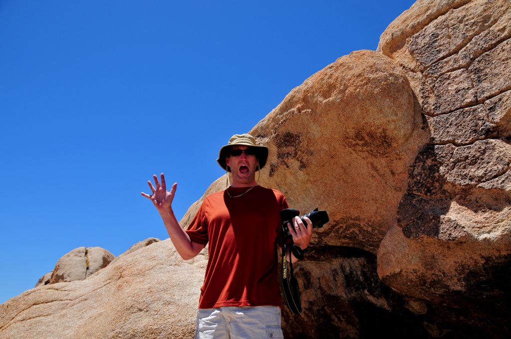 Hall of Horror - Dan is terrified!/