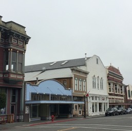 Ferndale's main drag/
		    