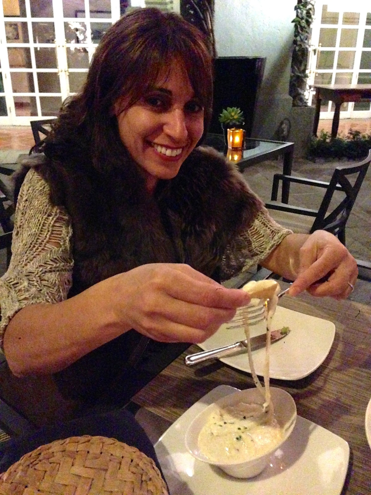 Personalized queso fondido/