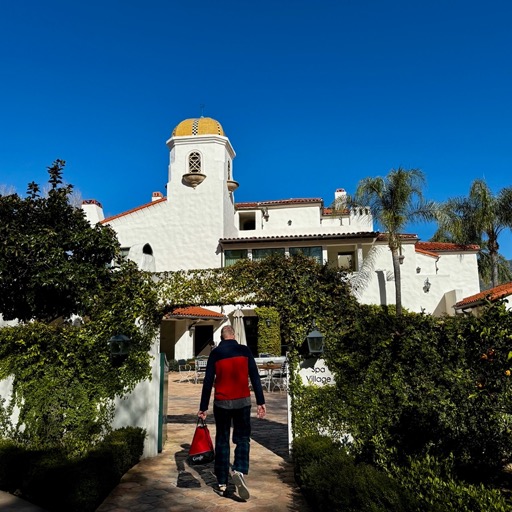 Let the spa'ing begin/
		    905 Country Club Road Spa Cafe, Ojai, CA 93023, USA