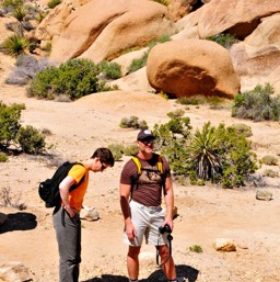 Karen & Matthew baffled at something... probably the harmonica dude!/
		    