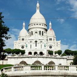 Sacre Coeur /
		    