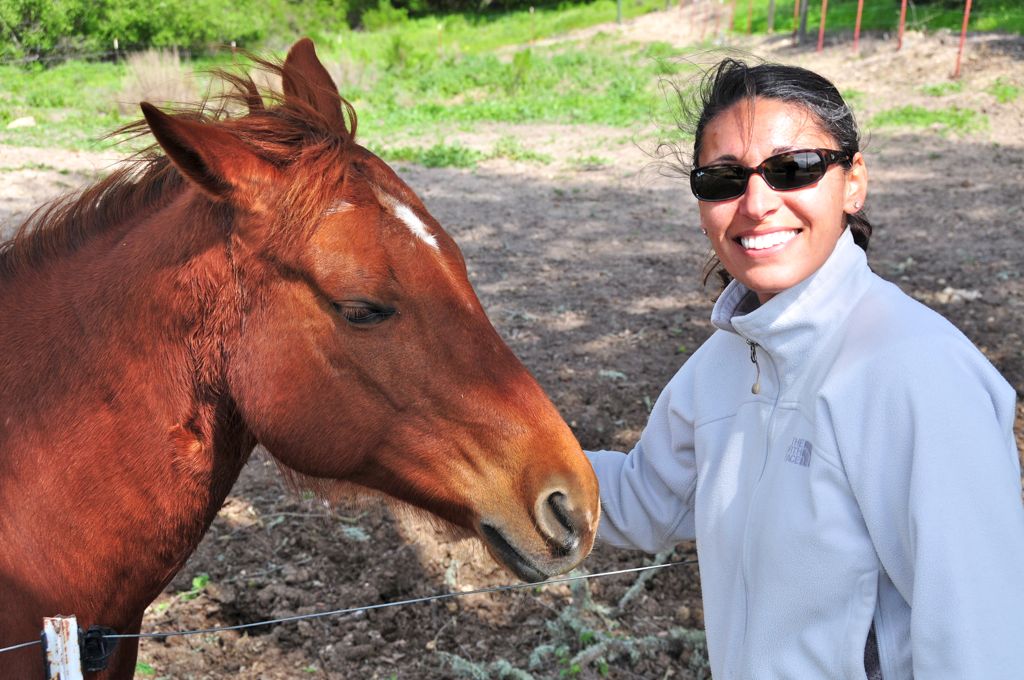 Assana meeting more neighbors/
