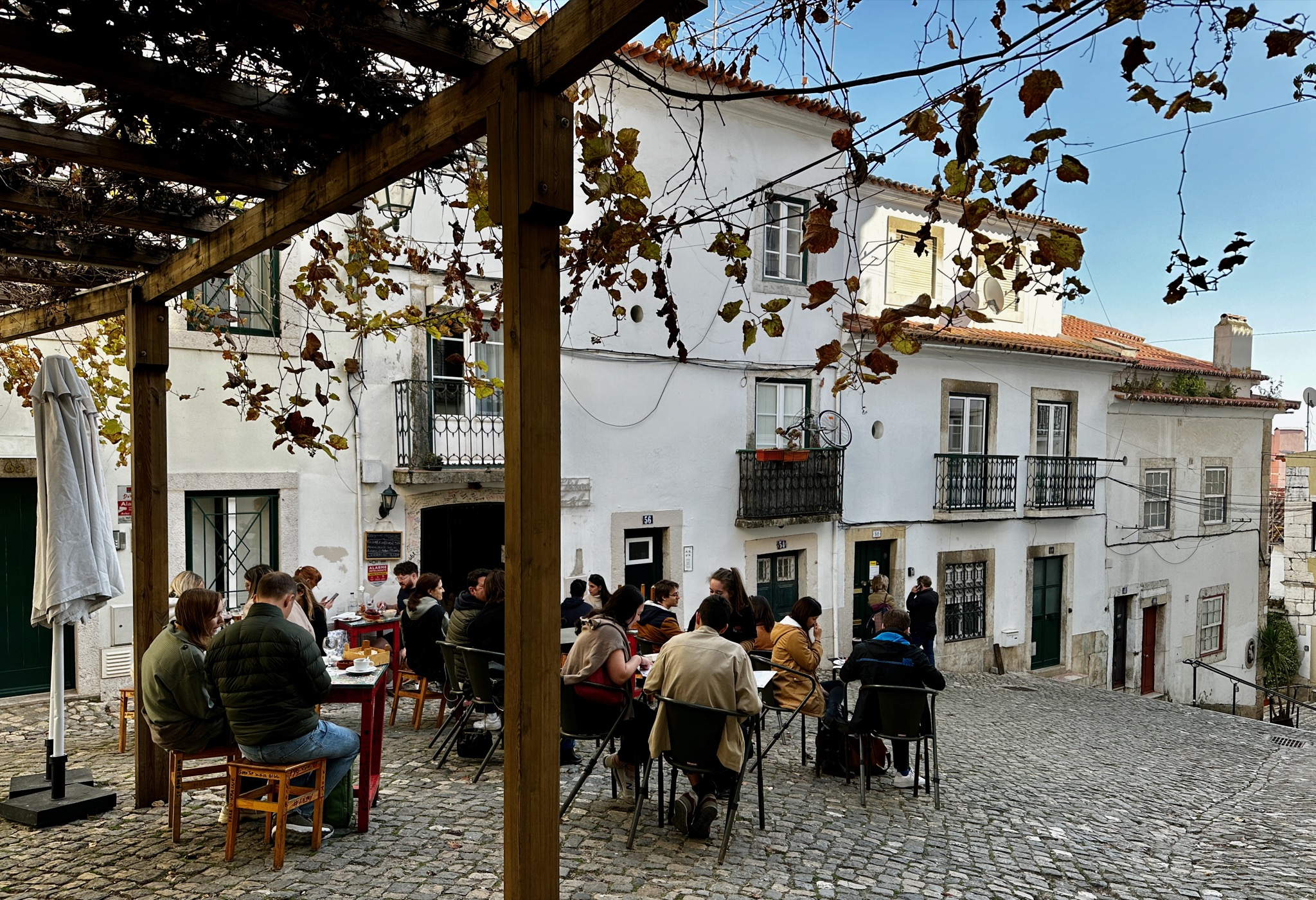 Adorable restaurants all over Alfama/R. da Adiça 60, 1100-118 Lisboa, Portugal