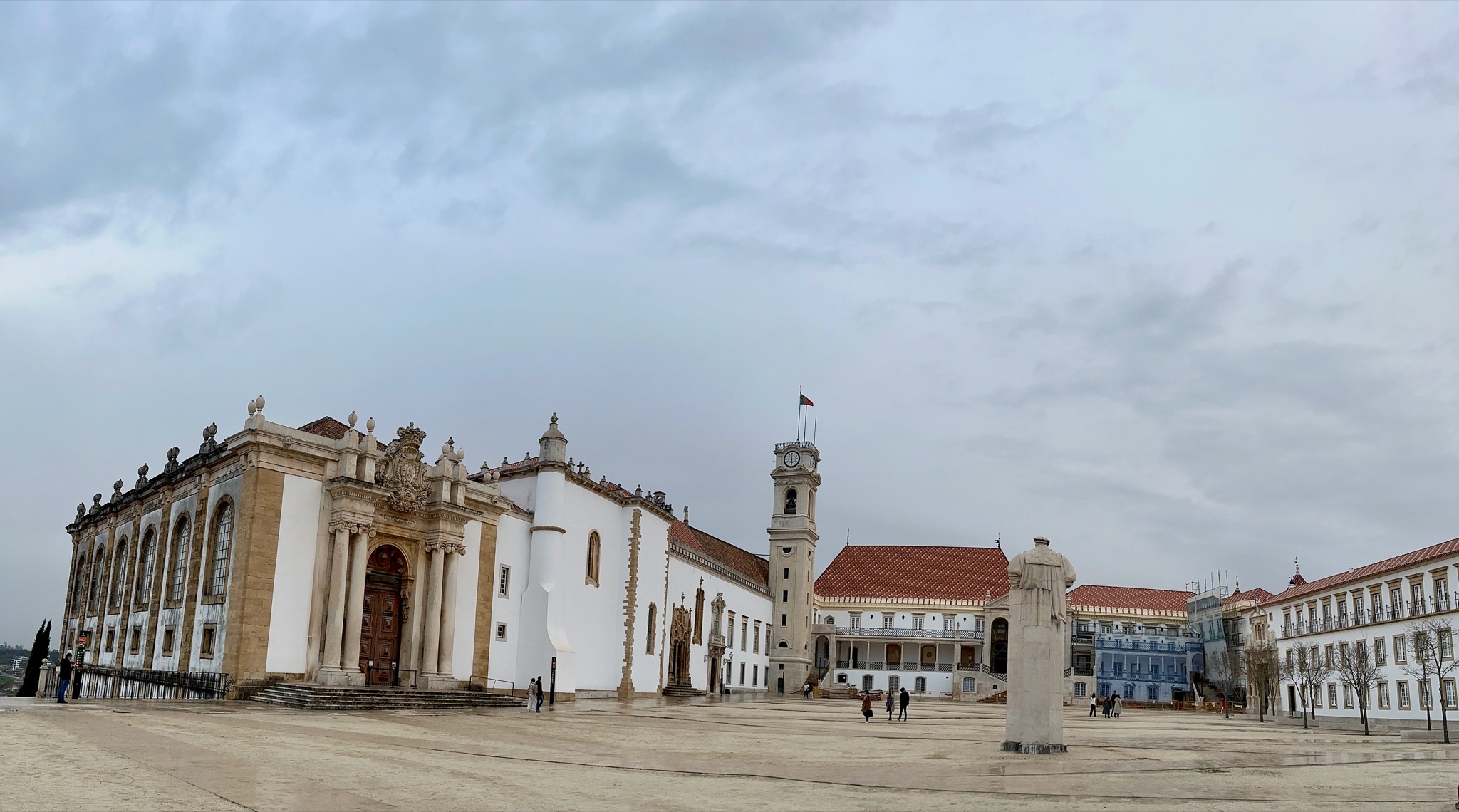 Universidade de Coimbra: imagine going to school here!/R. José Falcão 6, 3000-233 Coimbra, Portugal