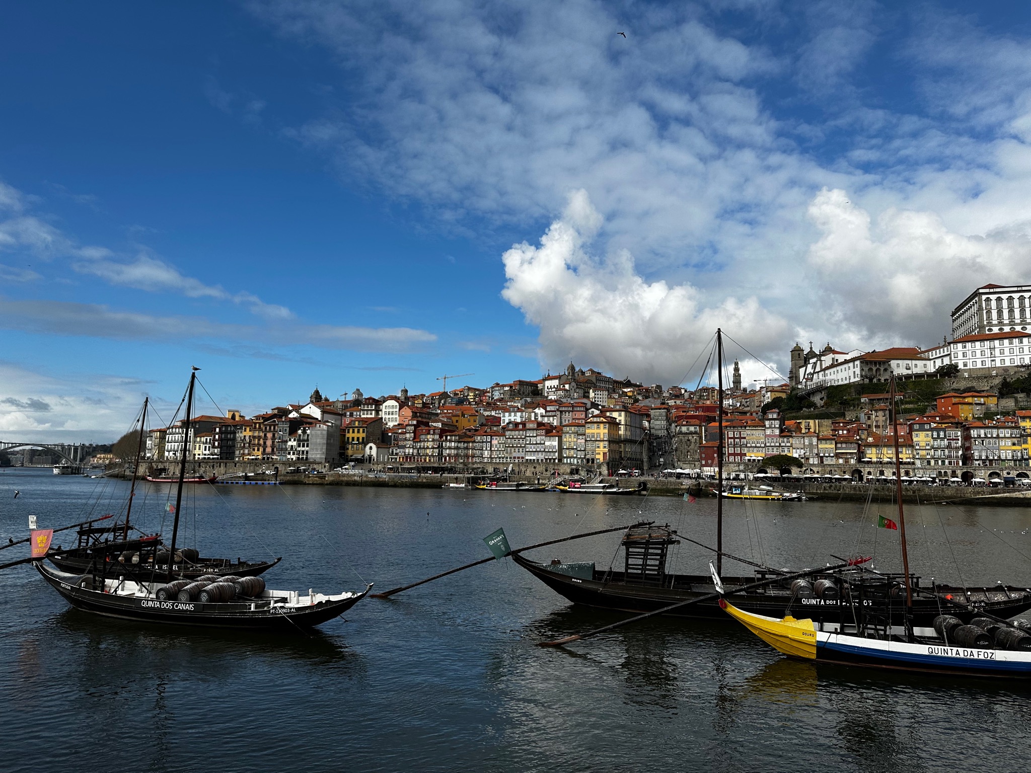 Rio Douro, gondolas, and Porto/Av. de Diogo Leite 276, 4430-999 Vila Nova de Gaia, Portugal