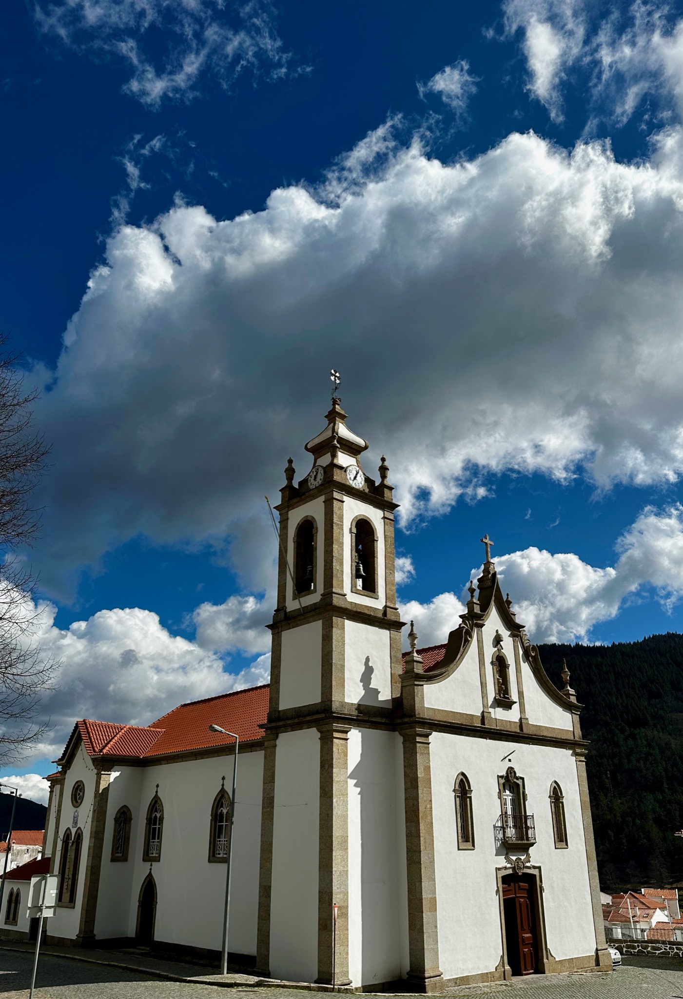 Adorable church in Mantaigas/Rua Dr. Pereira de Matos 76, 6260 Manteigas, Portugal