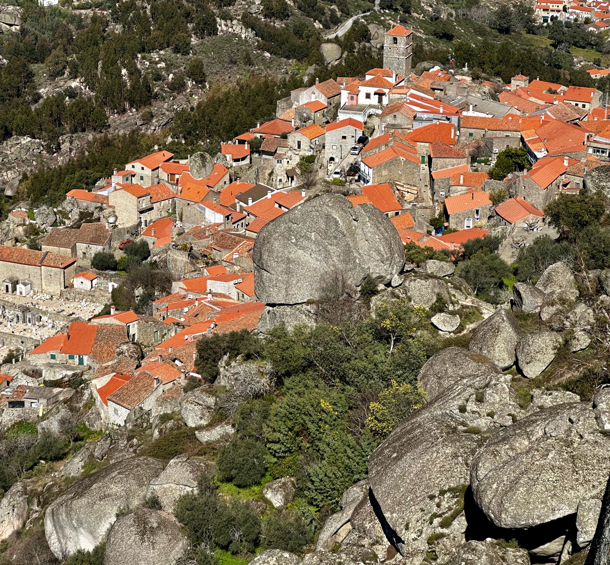 Looking down to town from Castelo de Monsanto/R. do Castelo 32 6060, 6060 Monsanto, Portugal