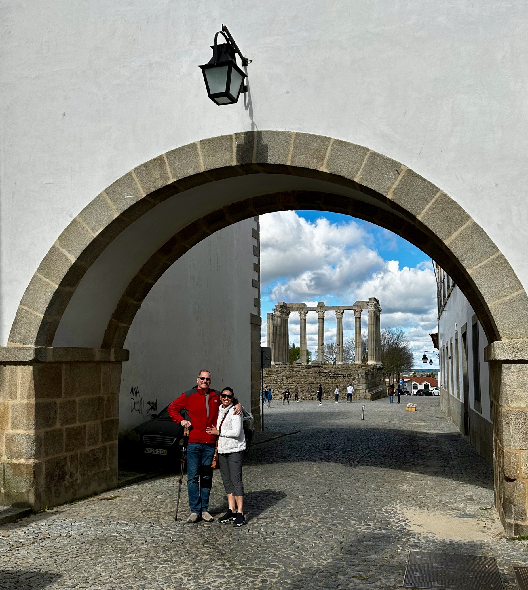 Largo Dr. Mário Chicò 5, 7000-845 Évora, Portugal