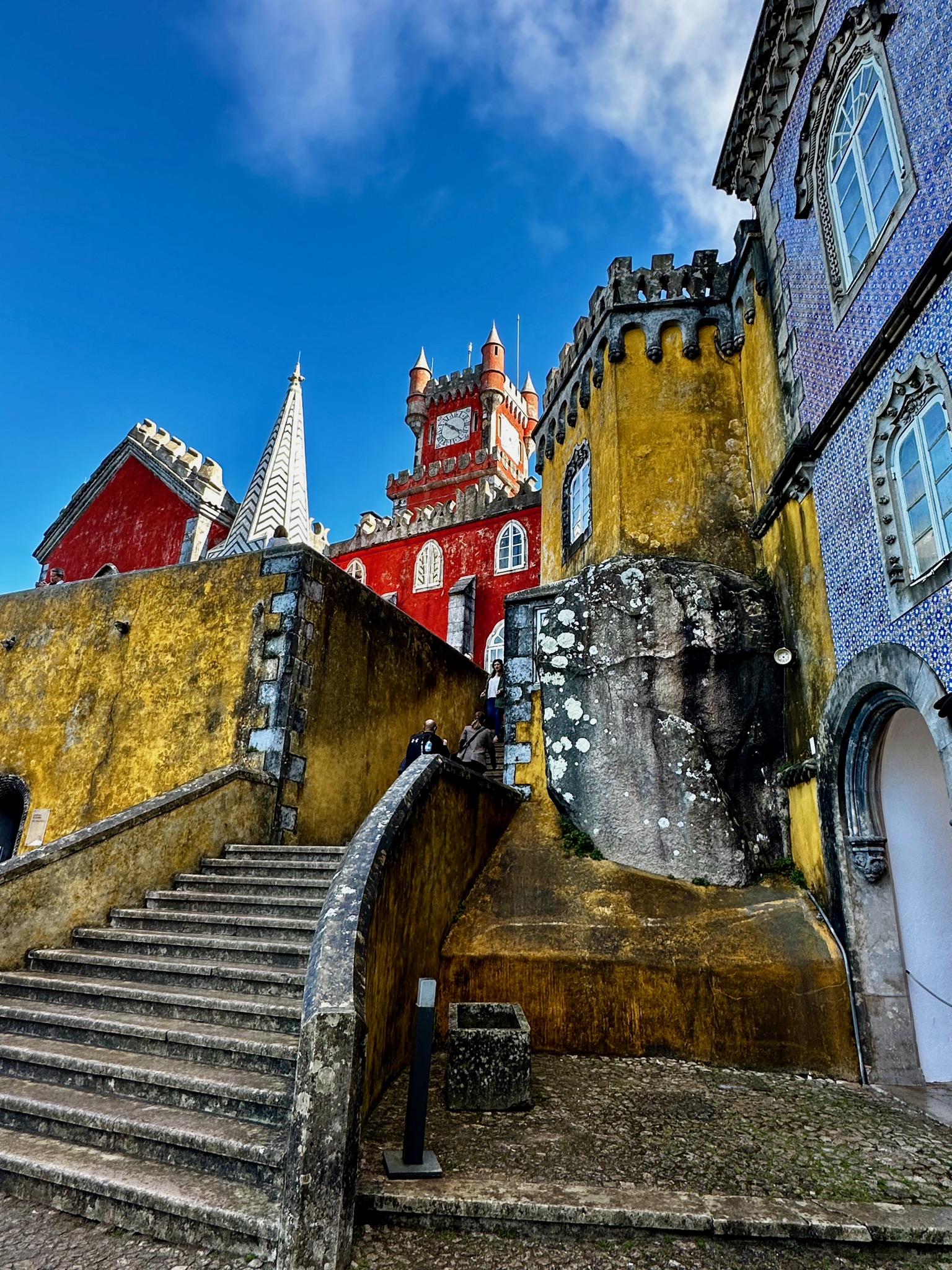 Non-restored portions of Palácio Nacional da Pena/