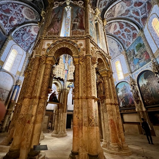 Crazy-ass renovated chapel in Convento de Cristo, Tomar/
		    Avenida Dr. Vieira Guimarães 1140, 2300 Tomar, Portugal