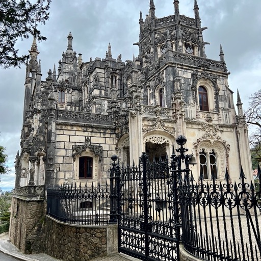 Just a castle in Sintra-Cascais Nature Park/
		    Ac. Particular 4, 2710-567 Sintra, Portugal