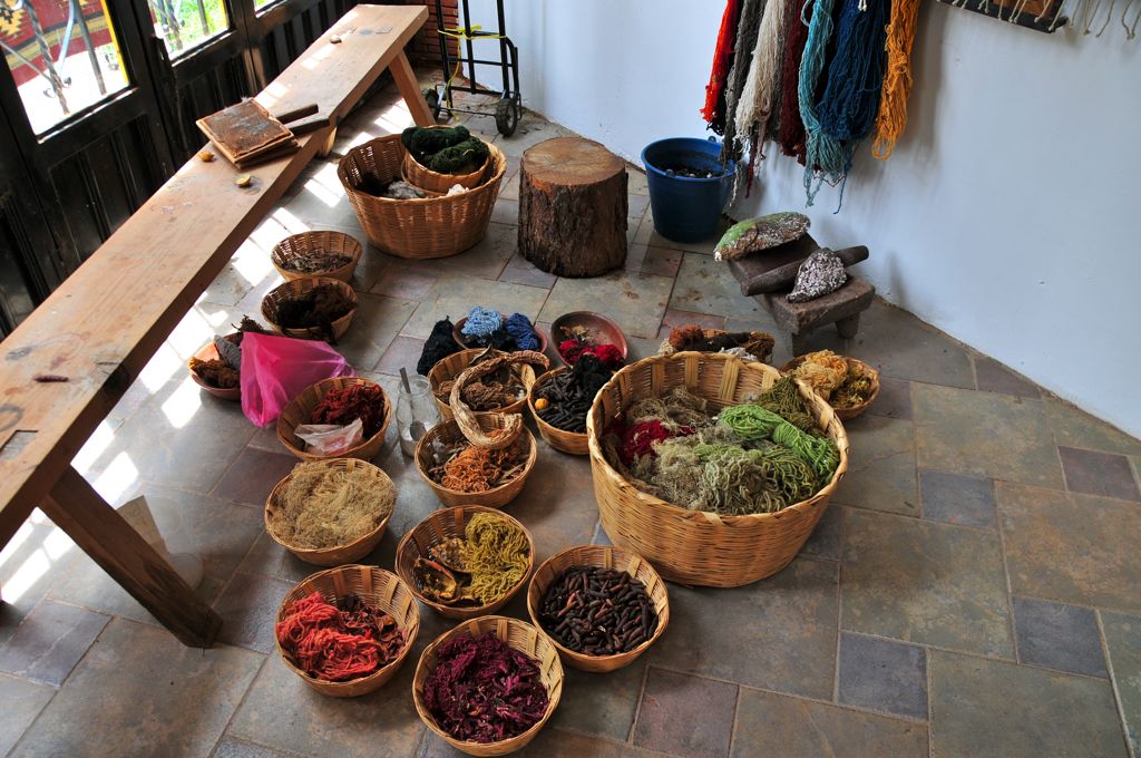 ... with natural dyes/