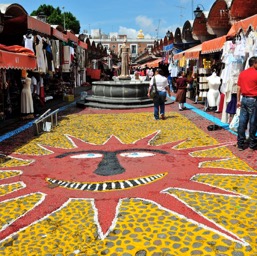 At the market/
		    