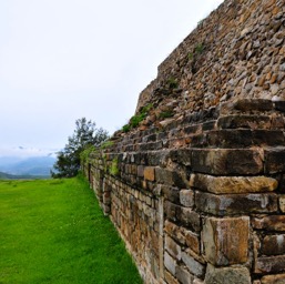 Monte Albán/
		    