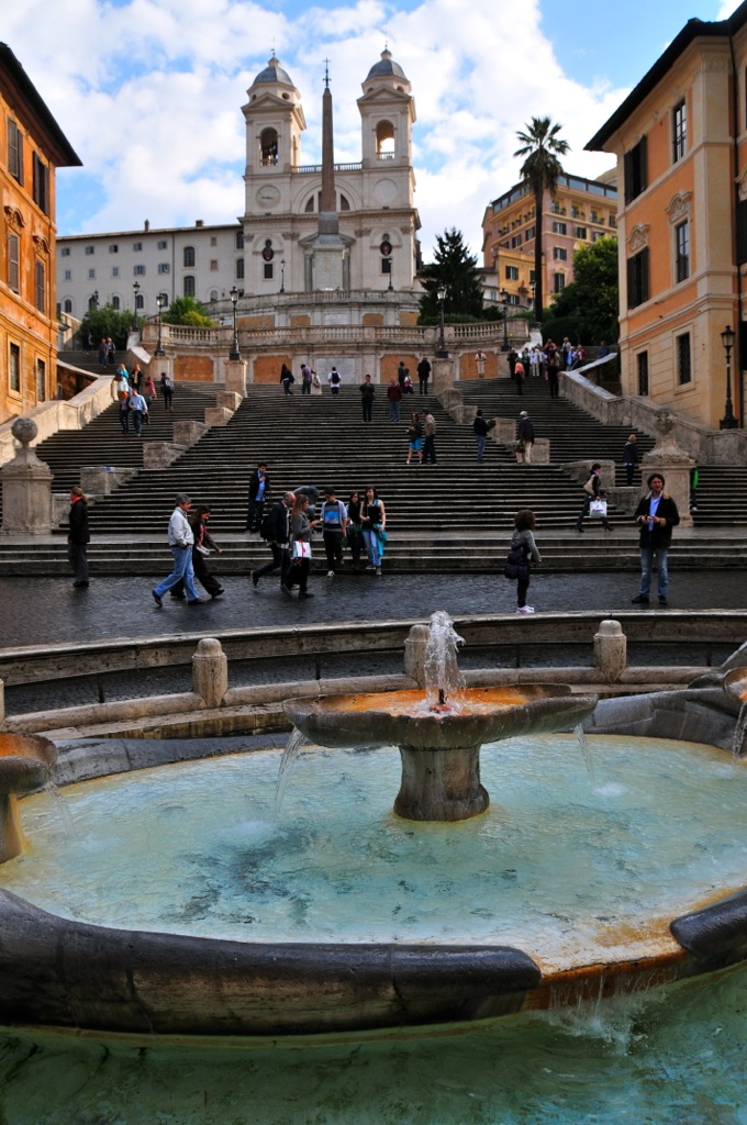 Piazza di Spagna & Fontana della Barcaccia/