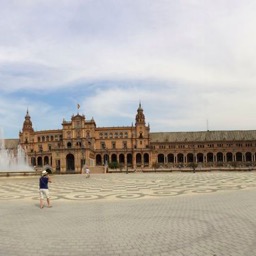 Crazy ass Plaza de España/
		    