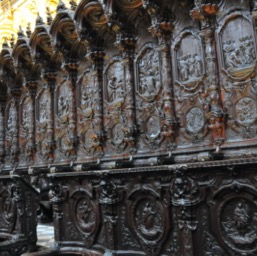 With the super ornate alter piece/
		    