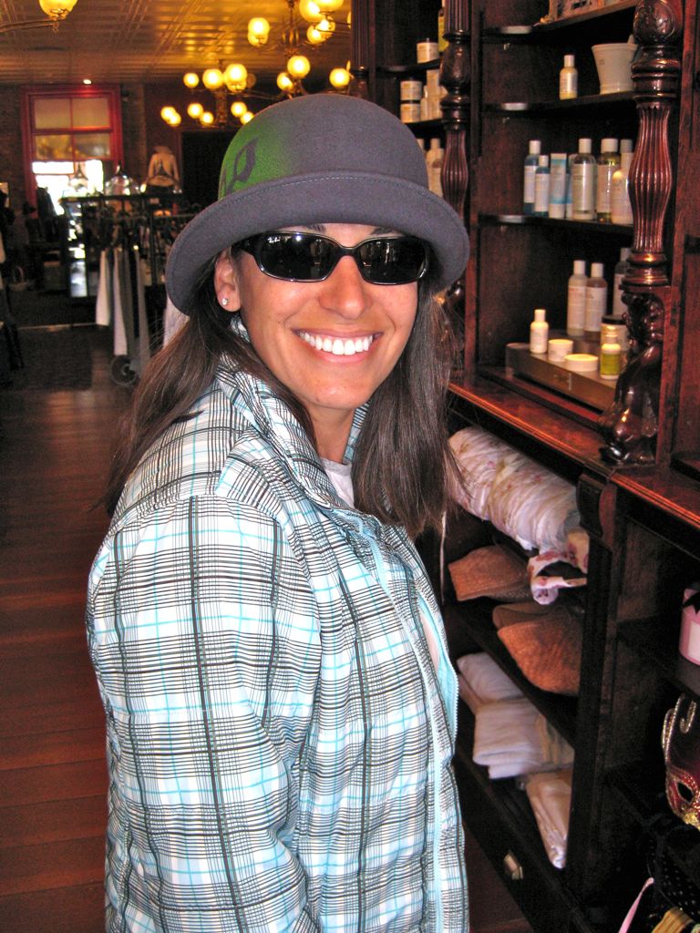 Assana mocking the hats/