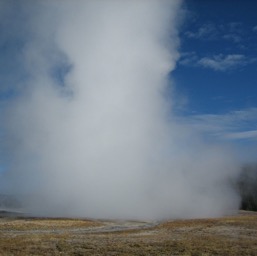 Old Faithful Geyser/
		    