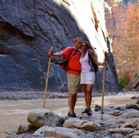 Canyon smooch/
		    